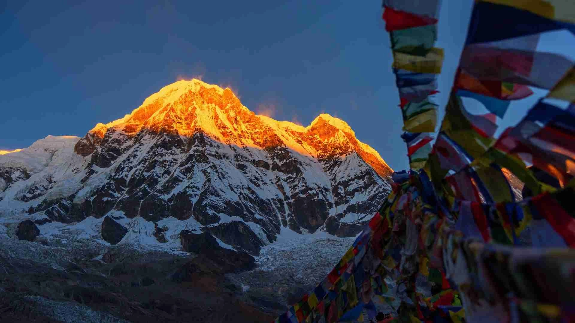 annapurna-sunrise-trek-2.webp