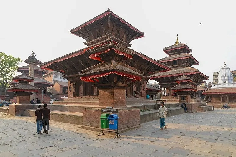 lhasa-kathmandu-tour-5.webp