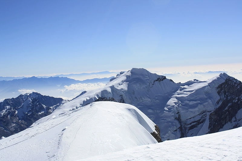 mera-peak-climbing-with-ampu-laptsa-pass-1.webp