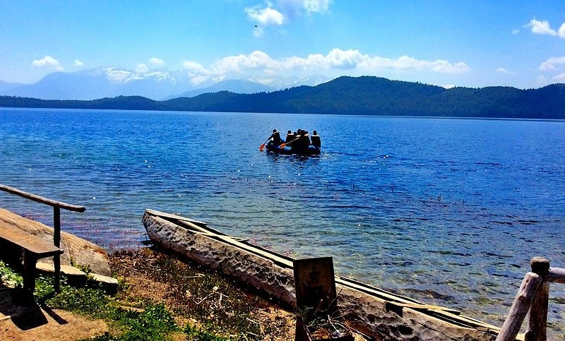 rara-lake-trek-2.webp